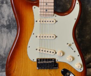 Fender Deluxe Strat 2009 (Consignment) No Longer Available